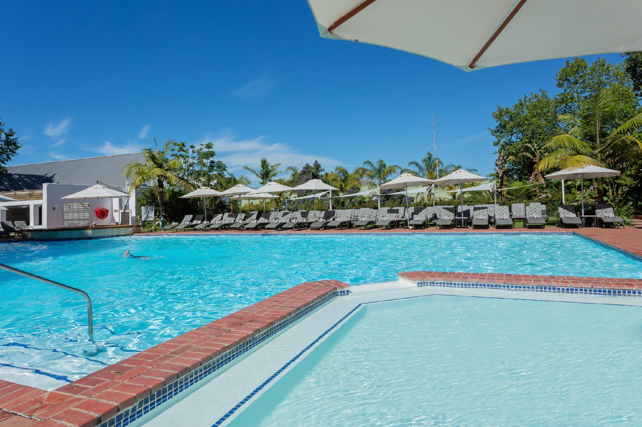 Fancourt Hotel George Exterior foto