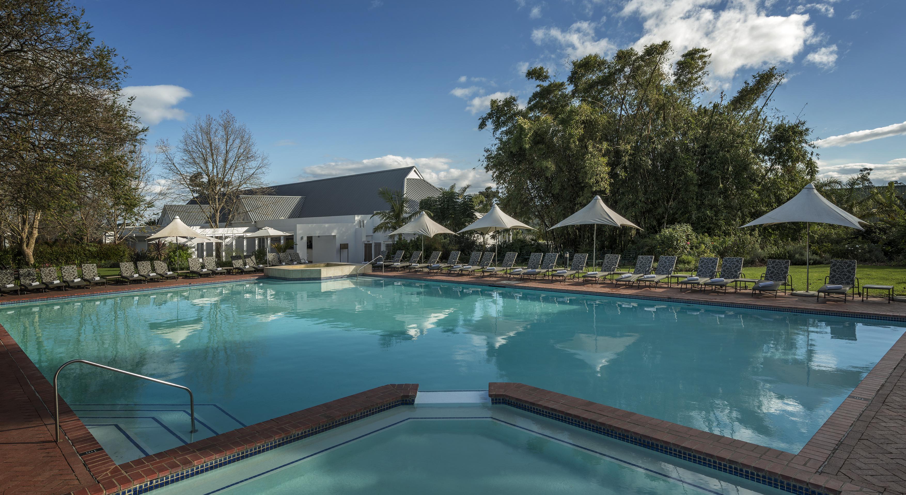 Fancourt Hotel George Exterior foto